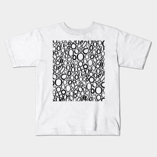 O - Typography (Black) Kids T-Shirt